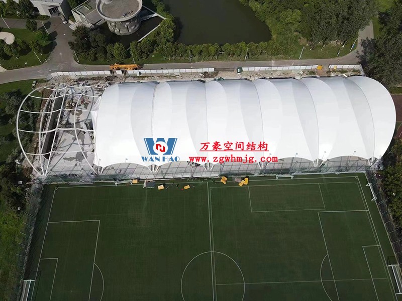 寧波諾丁漢大學(xué)室外運動場地改擴(kuò)建項目膜結(jié)構(gòu)工程接近尾聲