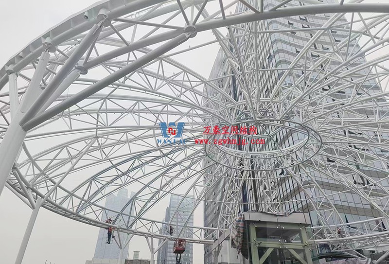 明宇廣場6號地塊商業（萬達廣場）改造項目鋼膜結構ETFE蓋頂天幕工程