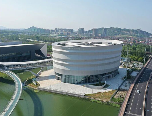 復(fù)雜空間結(jié)構(gòu)與膜結(jié)構(gòu)——建筑設(shè)計施工一體化實(shí)踐與探索